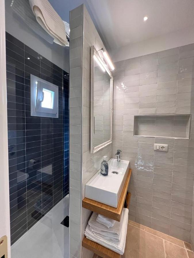 Suite Ventidue - Fronte Mare Lerici Luaran gambar