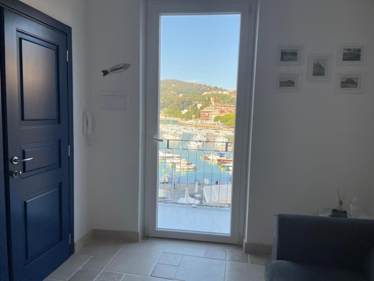 Suite Ventidue - Fronte Mare Lerici Luaran gambar