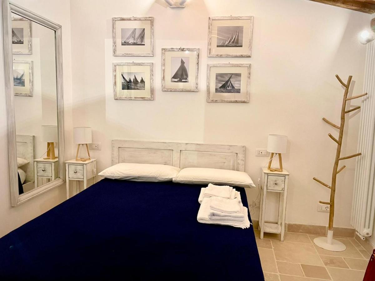 Suite Ventidue - Fronte Mare Lerici Luaran gambar