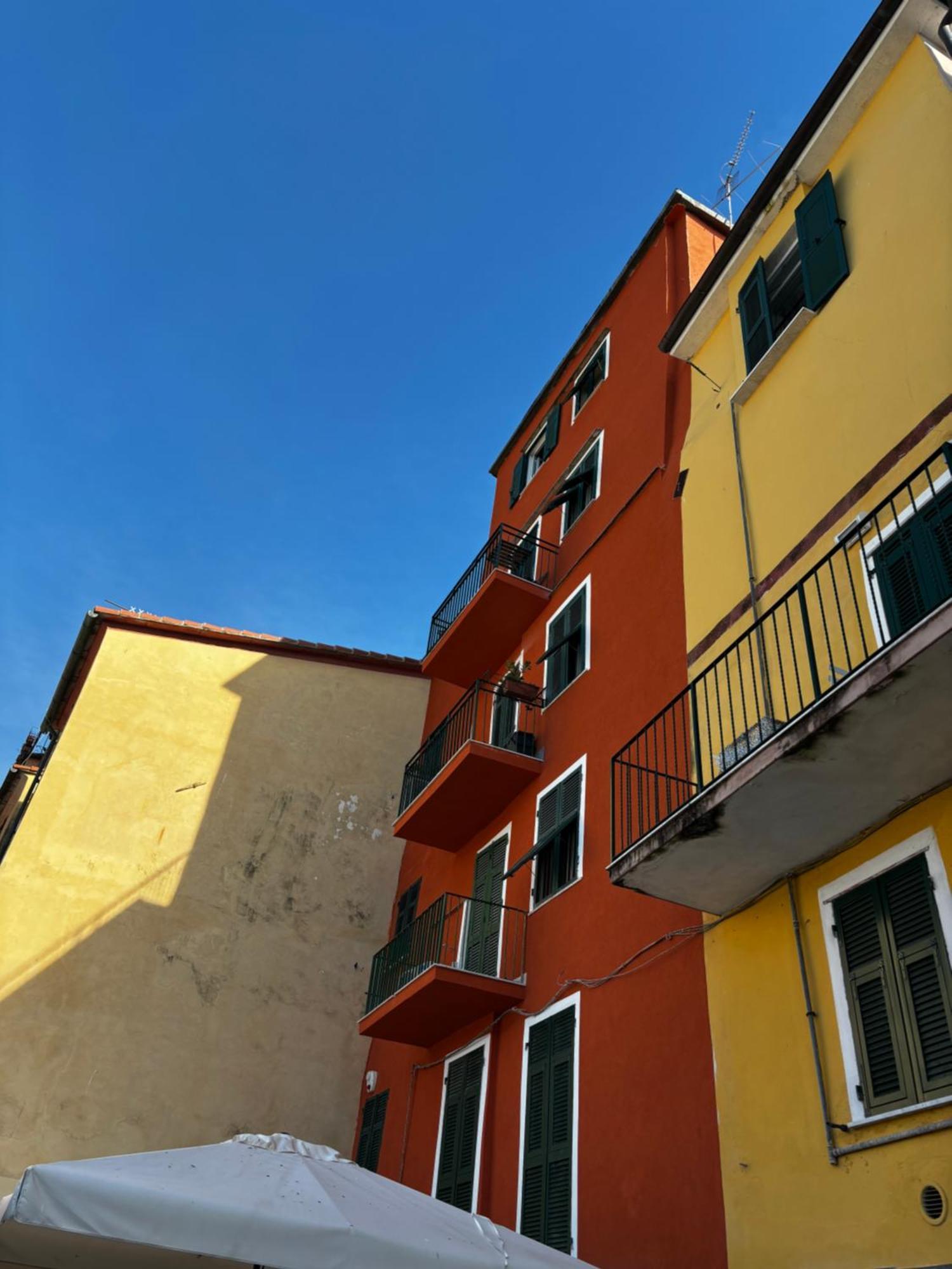 Suite Ventidue - Fronte Mare Lerici Luaran gambar